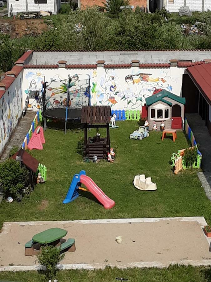 Pensiunea Giovani Targu Jiu Exterior photo